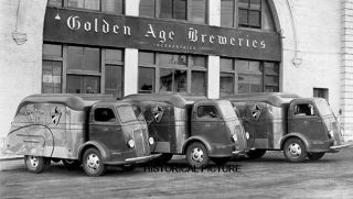 Golden Age Beer Truck Photo Vintage 1933 Spokane Washington Liquor Photograph