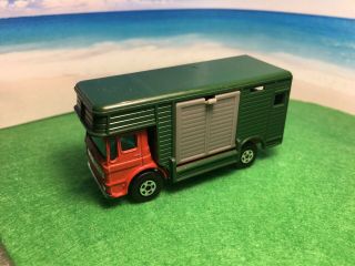 Matchbox Series No.  17 Horse Box Made In England