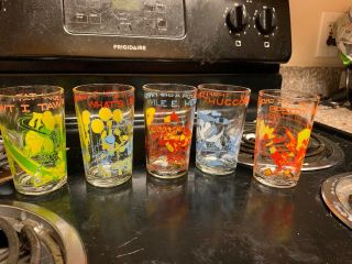 Vintage Looney Tunes 1974 Warner Brothers Set Of 5 Welch’s Jelly Glasses