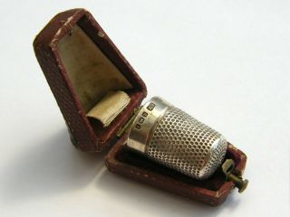 Antique Solid Silver Thimble In Leather Box - J.  Fenton - B 