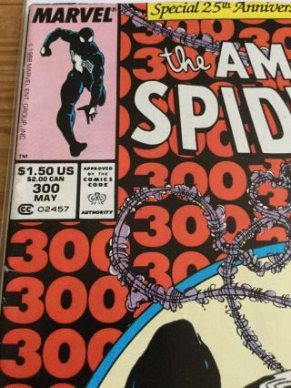 The Spider - Man 300 (1988,  Marvel) 1st Venom Newsstand ungraded UPC 3