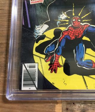 Spiderman 194 CGC 9.  2 White Pages 1st Black Cat 4