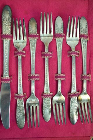 National Silver Co A1 Roses And Leaf Silverware 27 Piece Silverplate 8
