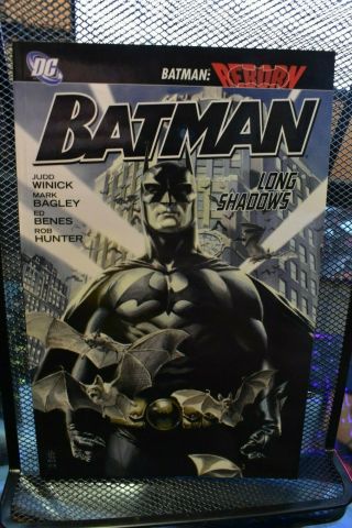 Batman Long Shadows Dc Tpb Rare 2010 1st Print Reborn Judd Winick Mark Bagley