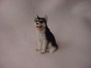 Husky Black White Brown Eye Dog Figurine Resin Hand Painted Miniature Small Mini