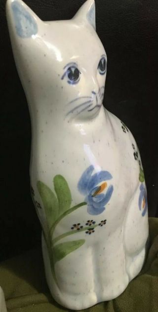 Vintage N.  S.  Gustin Co.  Ceramic Hand Painted White Floral Cat Made in USA 9 3