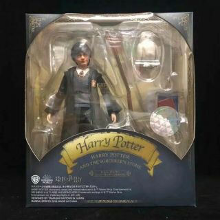 Harry Potter and The Sorcerer ' s Stone Harry Potter S.  H.  Figuarts 2
