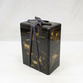 G467: Japanese Tier Of Really Old Lacquered Boxes Jubako With Flower Makie
