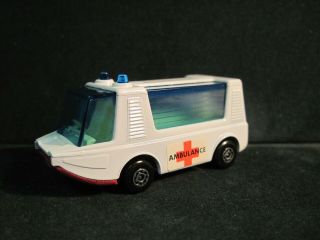 Vintage 1971 Lesney Matcbhox Superfast MB 48 Stretcha Fetcha Ambulance England 2