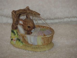 Vintage 1975 Enesco Baby Mouse Rock A Bye Baby In The Tree Top E - 5952