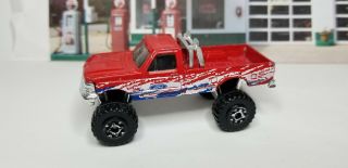 1993 Matchbox Ford F - 150 4x4 Lifted Rasied Pickup Truck - Red 1:70 Pick - Up Truck