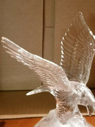 Vintage Art Glass Crystal Eagle Figurine On Frosted Base
