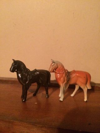 Vtg 2 Pc Set 40’s Japan Cast Metal Western Saddle Horse Figurine Toy Miniature