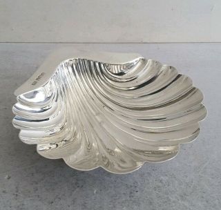 Antique Solid Silver Shell Shape Dish On 3 Ball Feet.  97gms.  Sheff.  1909