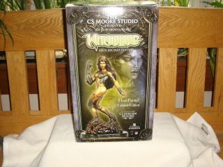 WITCHBLADE FAUX BRONZE STATUE (157 OF 250) (CLAYBURN MOORE/SIGNED) 2