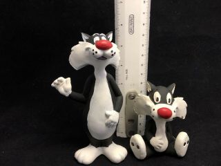 1992 Looney Tunes Sylvester and Baby Sylvester The Cat Rubber Squeak Toy 2