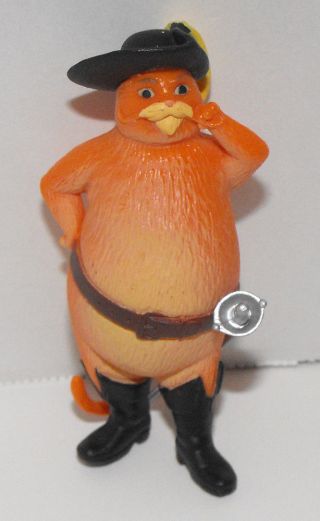 Fat Puss In Boots Cat Figurine 3inches Tall Plastic Miniature Figure Shrek Movie