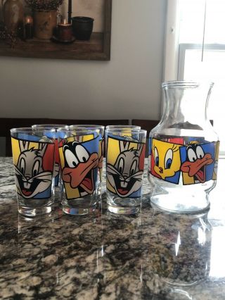 Vintage 1994 Warner Bros Bugs Bunny Tweety Daffy Duck Looney Tunes Glasses Set