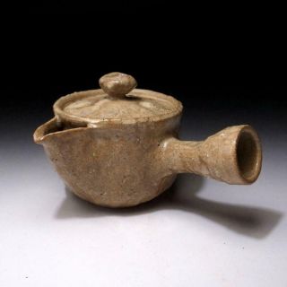 XD4: Japanese Tea Pot,  Hagi ware by Great Human Cultural Treasure,  Zenzo Hatano 2