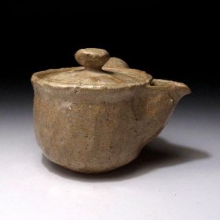 XD4: Japanese Tea Pot,  Hagi ware by Great Human Cultural Treasure,  Zenzo Hatano 3