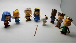 Peanuts Christmas Pageant Nativity Set Figures Missing Peices