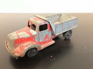 Vintage Tootsietoy 5 1/4” Die Cast Metal Toy Red Dump Truck