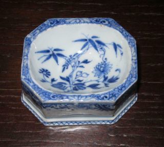 18th Century Chinese Export Porcelain Blue & White Trencher Salt 3