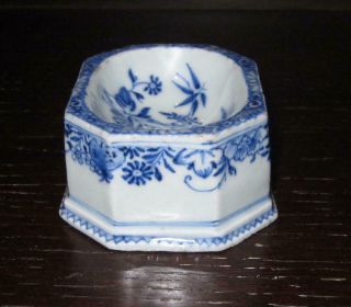 18th Century Chinese Export Porcelain Blue & White Trencher Salt 5