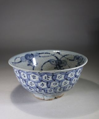 Antique Chinese Porcelain Blue & White Crackle Glazed Bowl Ming 5