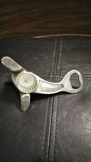 Seal heavy metal silver bottle opener 2