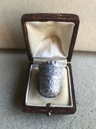 Solid Silver Thimble By Ce & Fd 1913 In A Fitted Case