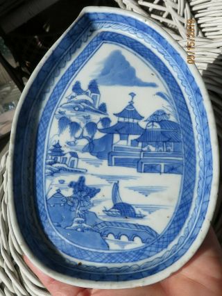 Antique QING DYNASTY Chinese EXPORT Blue White PORCELAIN CANTON leaf tray 8