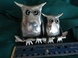 Set Of 2 Folk Art Tin Owls,  Sitting On Branch Hong Kong Vintage