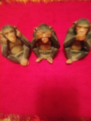 Wise Monkeys Hear No Evil,  See No Evil,  Speak No Evil Statues