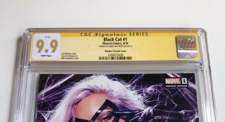 Black Cat 1 CGC 9.  9 Regular Variant Signed by Mike Mayhew Spider - Man/Venom 2