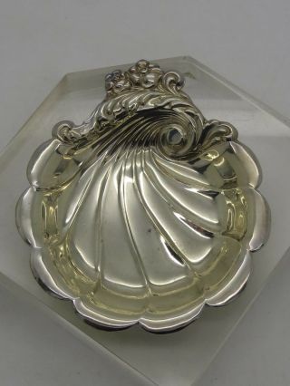 Vintage Lunt Sterling Silver.  925 Small Scalloped Butter Nut Dish Tray 18.  3g