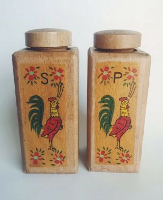 Vintage Rooster Wooden Salt And Pepper Shakers Fred Roberts Company Japan