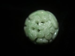 Vintage Carved Chinese Bead Green Jadeite Jade Flower Lingzhi 18mm Round Rare