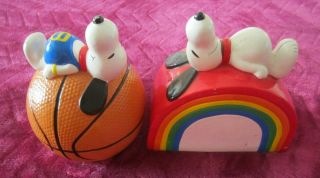 Set Of 2 Vintage Peanuts Snoopy Piggy Banks,  Ceramic 1966 United Features