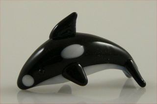 Orca Killer Whale Black & White Miniature Figurine Glass Approx 1 " Long