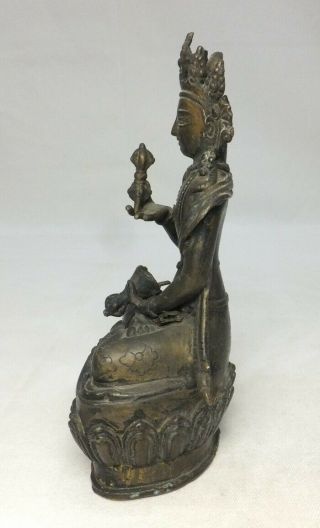 A159: Chinese or Tibetan Buddhist statue of copper ware with appropriate work. 8
