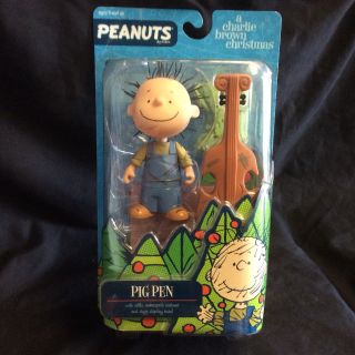 Peanuts Pig Pen Charlie Brown Christmas Round 2 Figure