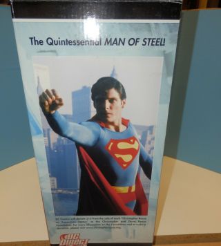 DC Comics Christopher Reeve As Superman Statue 6