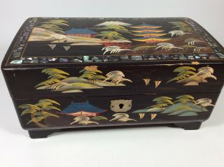 Vtg Black Lacquer Crestline Japan Chinoiserie Jewelry Music Box Dancing Pair
