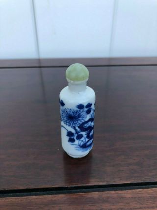 Old Antique Chinese Porcelain Blue & White Snuff Bottle With A Green Jade Top