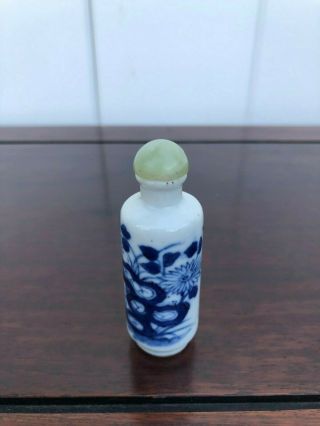 Old Antique Chinese Porcelain Blue & White Snuff Bottle With a Green Jade Top 2