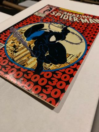 The Spider - Man 300 (1988,  Marvel) 1st Venom Newsstand ungraded UPC 4