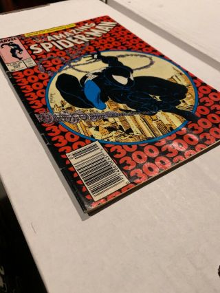 The Spider - Man 300 (1988,  Marvel) 1st Venom Newsstand ungraded UPC 6