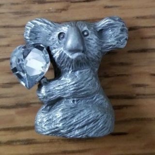 1981 Spoontique M145 Pewter Koala Bear With Crystal 1.  25 " Tall