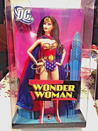Barbie Dc Wonder Woman 2008 Collector Doll